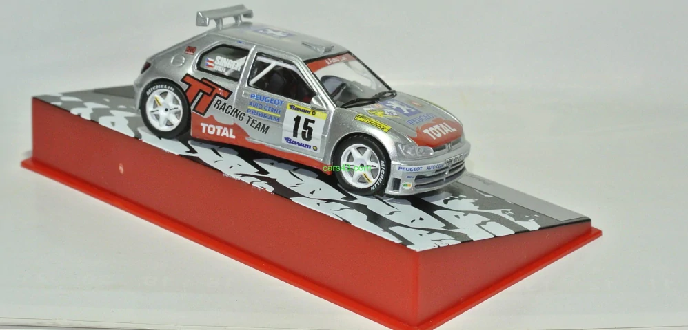 SET na P 306 MAXI Barum Rallye 2001