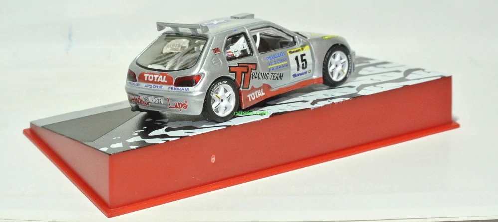 SET na P 306 MAXI Barum Rallye 2001